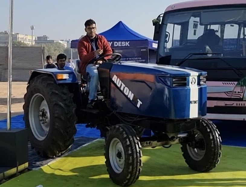 AutoNxt Automation Showcases Its SelfDriving Electric Tractor At