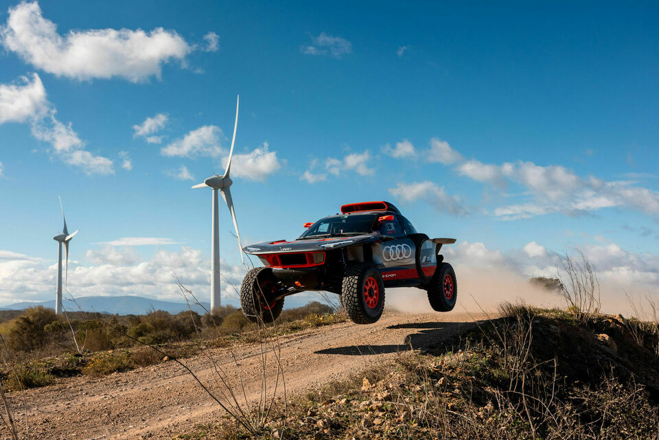 Audi RS Q e-tron Successfully Concludes Final Test Ahead of Dakar Rally ...