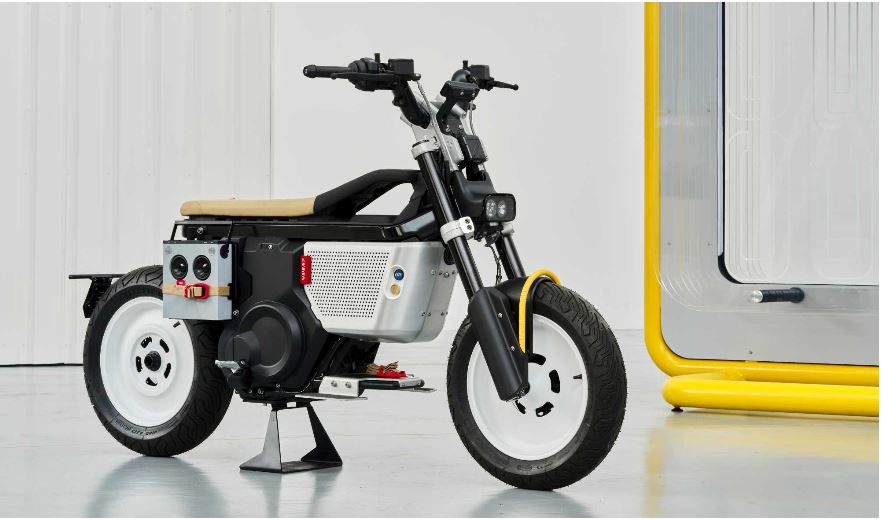 BMW Motorrad Unveils Futuristic Custom E-Bike: The BMW CE 02 x VAGABUND ...