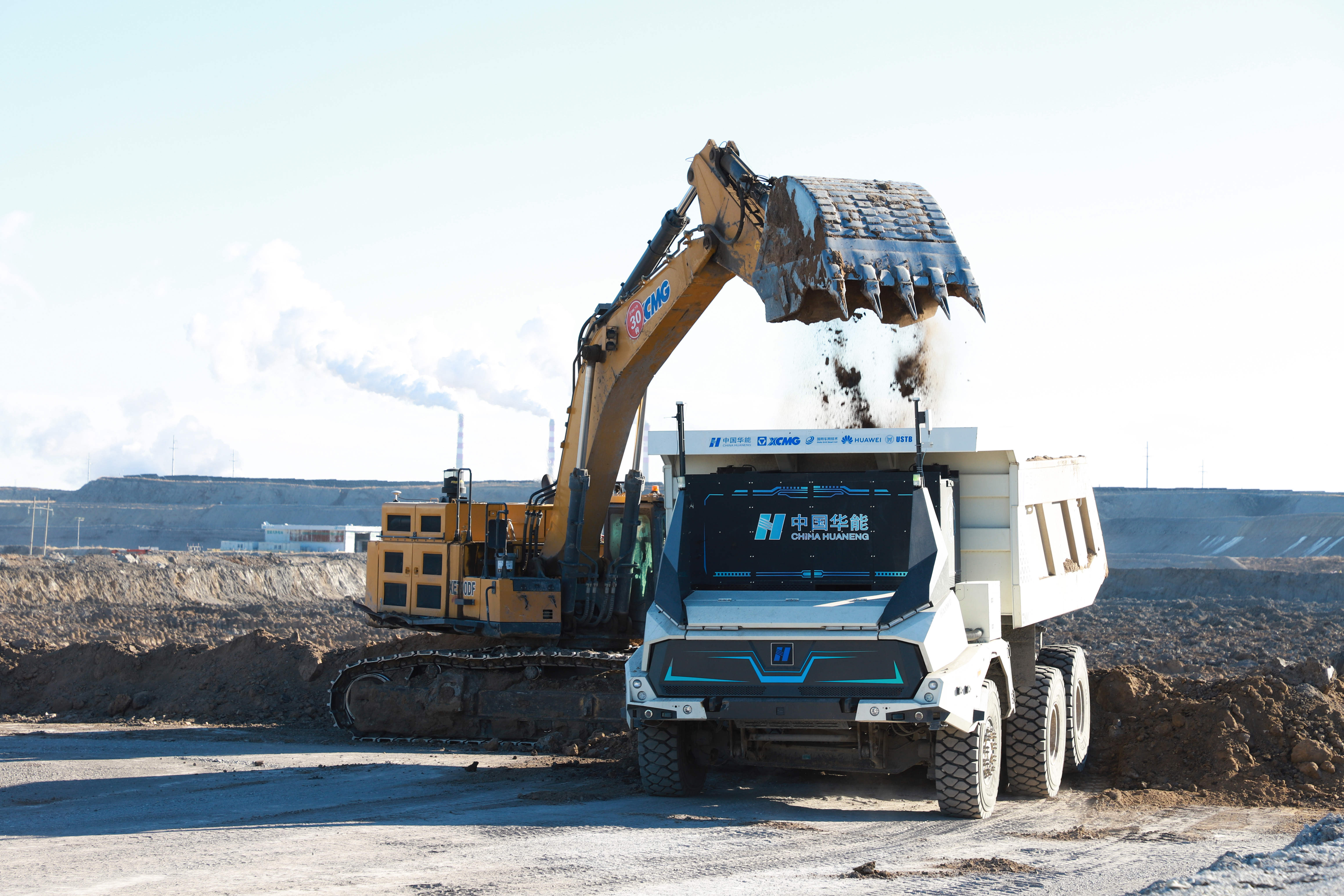 World's First Fleet of 100 5G-A Autonomous Electric Mining Trucks